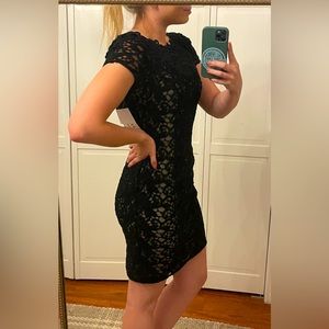 Black lace Sherrie bloom - Peter noviello Chetta b dress
